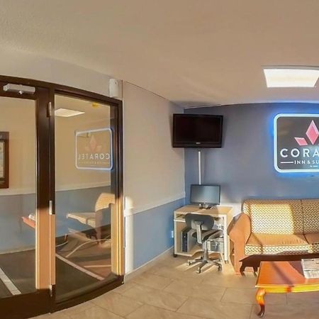 Coratel Inn & Suites By Jasper Hastings Exteriör bild