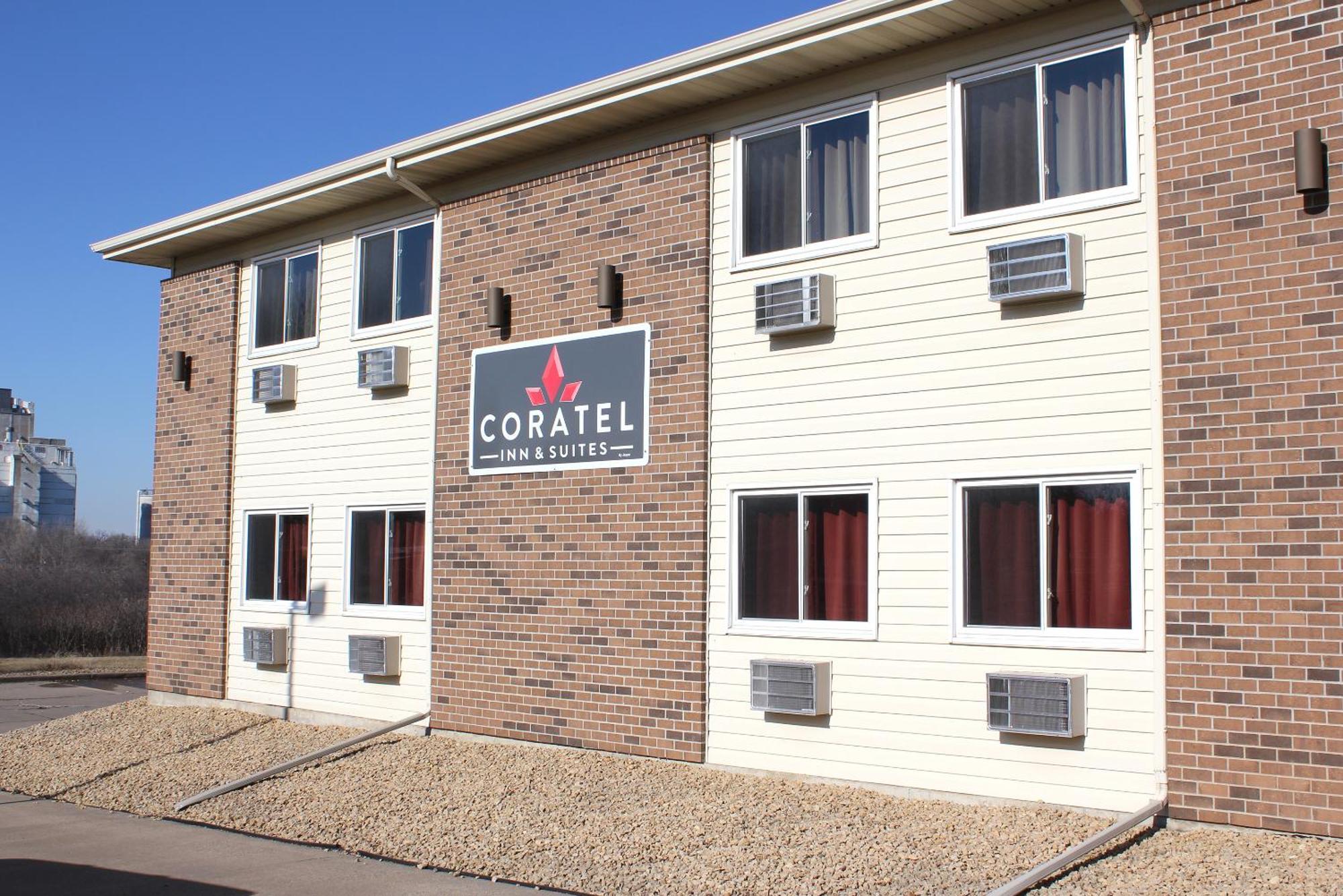 Coratel Inn & Suites By Jasper Hastings Exteriör bild